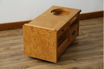 中古　美品　高級品　屋久杉　温かみのある佇まいのポットワゴン(お座敷ワゴン、サイドテーブル)(定価約12万円)(R-084357)