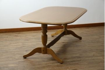 中古　WINDS太平　木の温もりあふれるナラ材製のダイニングテーブル(4人掛け、食卓)(R-084358)