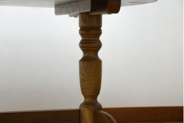 中古　WINDS太平　木の温もりあふれるナラ材製のダイニングテーブル(4人掛け、食卓)(R-084358)