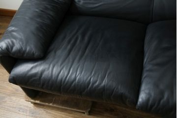 中古　美品　Cassina(カッシーナ)　MARALUNGA(マラルンガ)　高級感あふれる3人掛けソファ(3P、三人掛けソファ)(定価約200〜240万円)(R-084359)