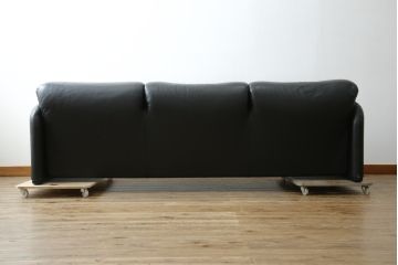 中古　美品　Cassina(カッシーナ)　MARALUNGA(マラルンガ)　高級感あふれる3人掛けソファ(3P、三人掛けソファ)(定価約200〜240万円)(R-084359)