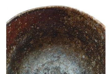 四代 谷清右衛門　信楽焼　約11cm　3.4寸　時間と共に深まる風合いが魅力の茶碗(抹茶碗、茶器、茶陶、裏印、和食器、共箱付、三寸四分)(R-084373)