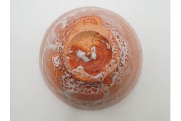 十一世　坂高麗左衛門(韓峯)　萩焼　約15cm　4.9寸　素朴で控えめな風合いが魅力の茶碗(抹茶碗、茶器、茶陶、裏印、和食器、共箱付、四寸九分)(R-084374)