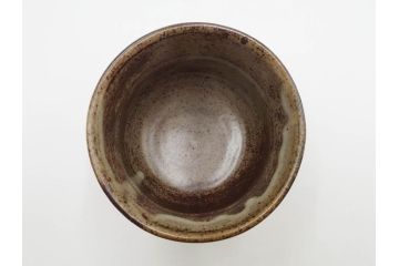 人間国宝　島岡達三　益子焼　地釉象嵌　縄文碗　約11cm　3.6寸　熟練の職人技が息づく美しい文様が魅力の茶碗(R-084375)
