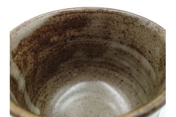 人間国宝　島岡達三　益子焼　地釉象嵌　縄文碗　約11cm　3.6寸　熟練の職人技が息づく美しい文様が魅力の茶碗(R-084375)