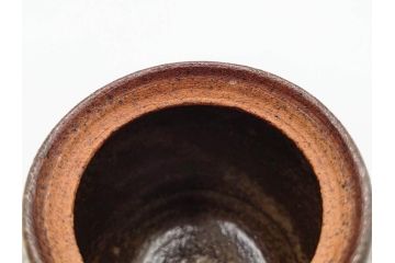 人間国宝　島岡達三　益子焼　象嵌　2.8寸　素朴ながらも個性的な文様に惹かれる盒子(R-084376)