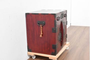 和製ビンテージ　木地呂塗り　閂(かんぬき)付き　味わい深い色合いが魅力のカラクリ付き仙台小箪笥(仙台箪笥、収納箪笥、和たんす、整理タンス、引き出し、ヴィンテージ)(R-084385)