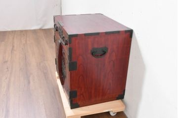 和製ビンテージ　木地呂塗り　閂(かんぬき)付き　味わい深い色合いが魅力のカラクリ付き仙台小箪笥(仙台箪笥、収納箪笥、和たんす、整理タンス、引き出し、ヴィンテージ)(R-084385)