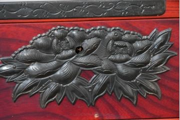 和製ビンテージ　木地呂塗り　閂(かんぬき)付き　味わい深い色合いが魅力のカラクリ付き仙台小箪笥(仙台箪笥、収納箪笥、和たんす、整理タンス、引き出し、ヴィンテージ)(R-084385)