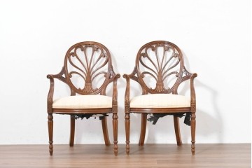 中古　アメリカ高級家具ブランド　ヒッコリーチェア(HICKORY CHAIR)　アームチェア2脚　セット定価約58万円相当　(R-084386)