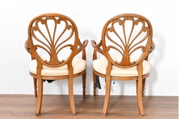 中古　アメリカ高級家具ブランド　ヒッコリーチェア(HICKORY CHAIR)　アームチェア2脚　セット定価約58万円相当　(R-084386)