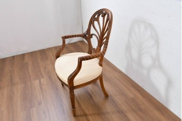 中古　アメリカ高級家具ブランド　ヒッコリーチェア(HICKORY CHAIR)　アームチェア2脚　セット定価約58万円相当　(R-084386)