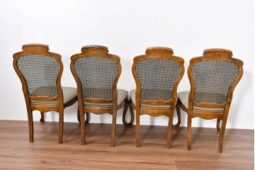 中古　アメリカ　落ち着いた色合いとクラシカルな装飾が調和した高級感あふれるチェア4脚セット(ダイニングチェア、椅子、イス、バラ売り可能)(R-084388)