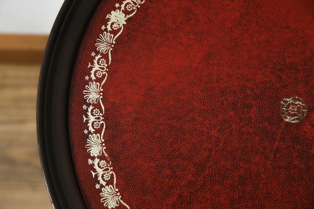 イギリスヴィンテージ　クラシカルな佇まいが魅力のレザートップワインテーブル　(R-084390)