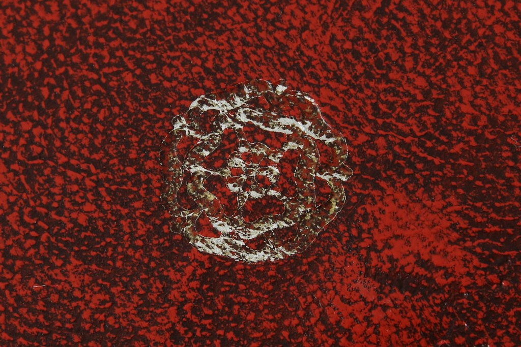 イギリスヴィンテージ　クラシカルな佇まいが魅力のレザートップワインテーブル　(R-084390)