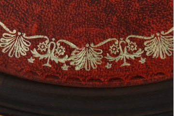 イギリスヴィンテージ　クラシカルな佇まいが魅力のレザートップワインテーブル　(R-084390)