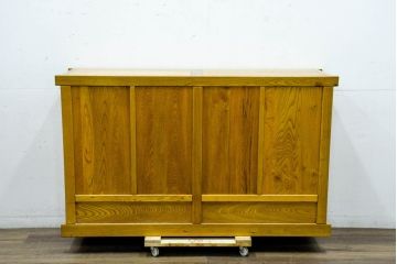 中古　美品　ニレ材　暮らしに和の温もりと重厚な存在感を添える水屋箪笥サイドボード(食器棚、収納棚、戸棚、カップボード、サイドキャビネット)(R-084394)