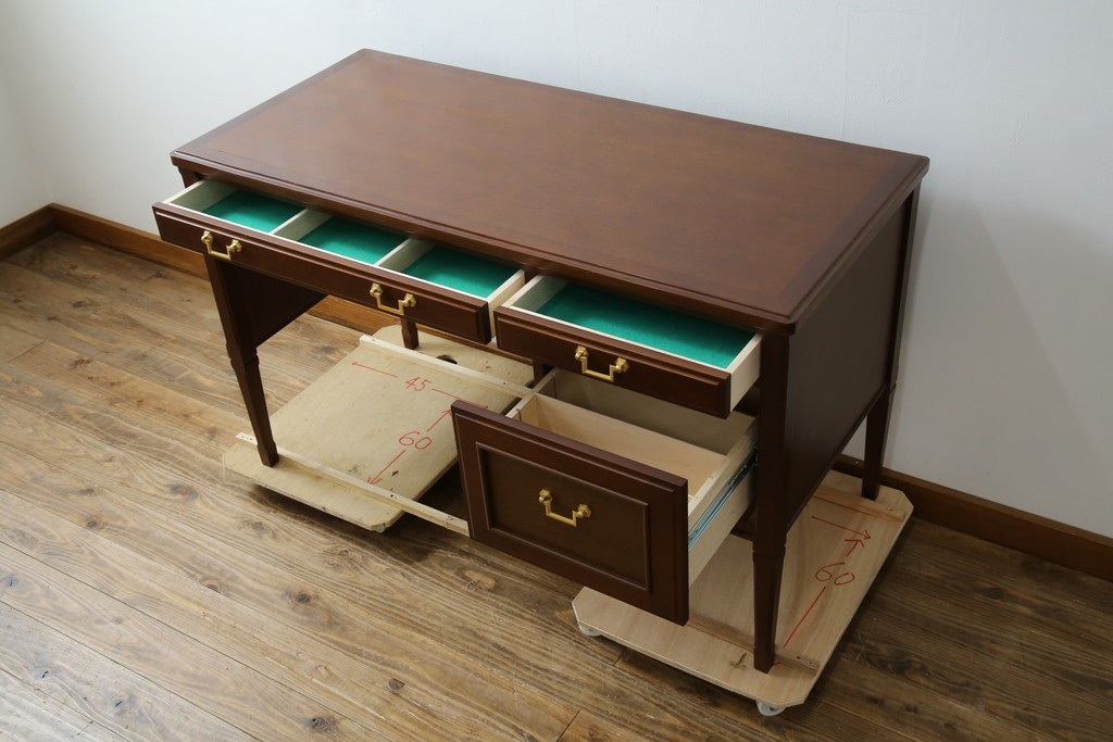 中古　美品　maruni(マルニ木工)　地中海ロイヤルシリーズ(ROYAL)　ゴールドの取っ手金具や丁寧に面取りされた装飾が気品を感じる片袖机　定価約24万円　(R-084395)