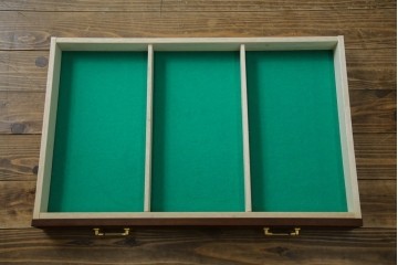 中古　美品　maruni(マルニ木工)　地中海ロイヤルシリーズ(ROYAL)　ゴールドの取っ手金具や丁寧に面取りされた装飾が気品を感じる片袖机　定価約24万円　(R-084395)