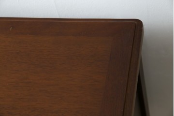 中古　美品　maruni(マルニ木工)　地中海ロイヤルシリーズ(ROYAL)　ゴールドの取っ手金具や丁寧に面取りされた装飾が気品を感じる片袖机　定価約24万円　(R-084395)