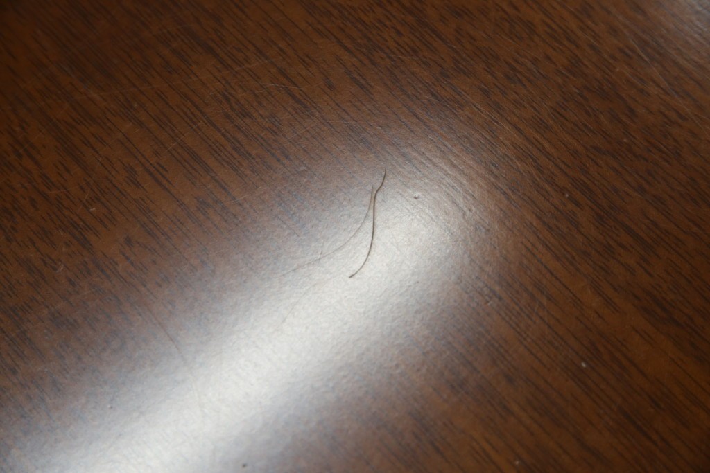 中古　美品　maruni(マルニ木工)　地中海ロイヤルシリーズ(ROYAL)　ゴールドの取っ手金具や丁寧に面取りされた装飾が気品を感じる片袖机　定価約24万円　(R-084395)