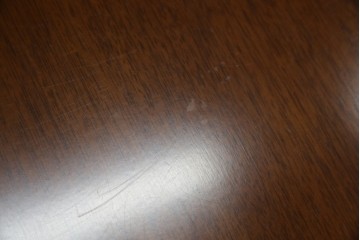 中古　美品　maruni(マルニ木工)　地中海ロイヤルシリーズ(ROYAL)　ゴールドの取っ手金具や丁寧に面取りされた装飾が気品を感じる片袖机　定価約24万円　(R-084395)