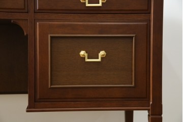 中古　美品　maruni(マルニ木工)　地中海ロイヤルシリーズ(ROYAL)　ゴールドの取っ手金具や丁寧に面取りされた装飾が気品を感じる片袖机　定価約24万円　(R-084395)