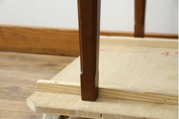 中古　美品　maruni(マルニ木工)　地中海ロイヤルシリーズ(ROYAL)　ゴールドの取っ手金具や丁寧に面取りされた装飾が気品を感じる片袖机　定価約24万円　(R-084395)