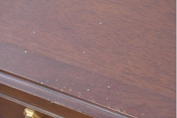 中古　美品　maruni(マルニ木工)　地中海ロイヤルシリーズ(ROYAL)　ゴールドの取っ手金具や丁寧に面取りされた装飾が気品を感じる片袖机(片袖デスク、ワークデスク、在宅用、在宅ワーク用)(定価約24万円)(R-084395)