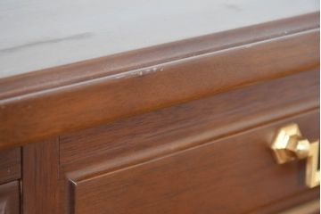 中古　美品　maruni(マルニ木工)　地中海ロイヤルシリーズ(ROYAL)　ゴールドの取っ手金具や丁寧に面取りされた装飾が気品を感じる片袖机(片袖デスク、ワークデスク、在宅用、在宅ワーク用)(定価約24万円)(R-084395)