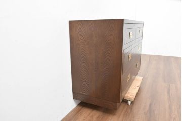 中古　美品　カリモク家具(karimoku)　domani(ドマーニ)　Morganton(モーガントン)　落ち着きのあるブラウンにゴールドの取っ手が映えるチェスト(サイドチェスト、引き出し)(定価約30万円)(R-084397)