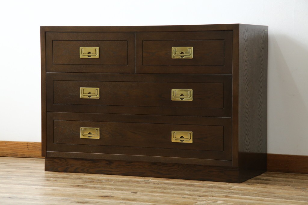 中古　美品　カリモク家具(karimoku)　domani(ドマーニ)　Morganton(モーガントン)　落ち着きのあるブラウンにゴールドの取っ手が映えるチェスト　定価約30万円相当　(R-084397)