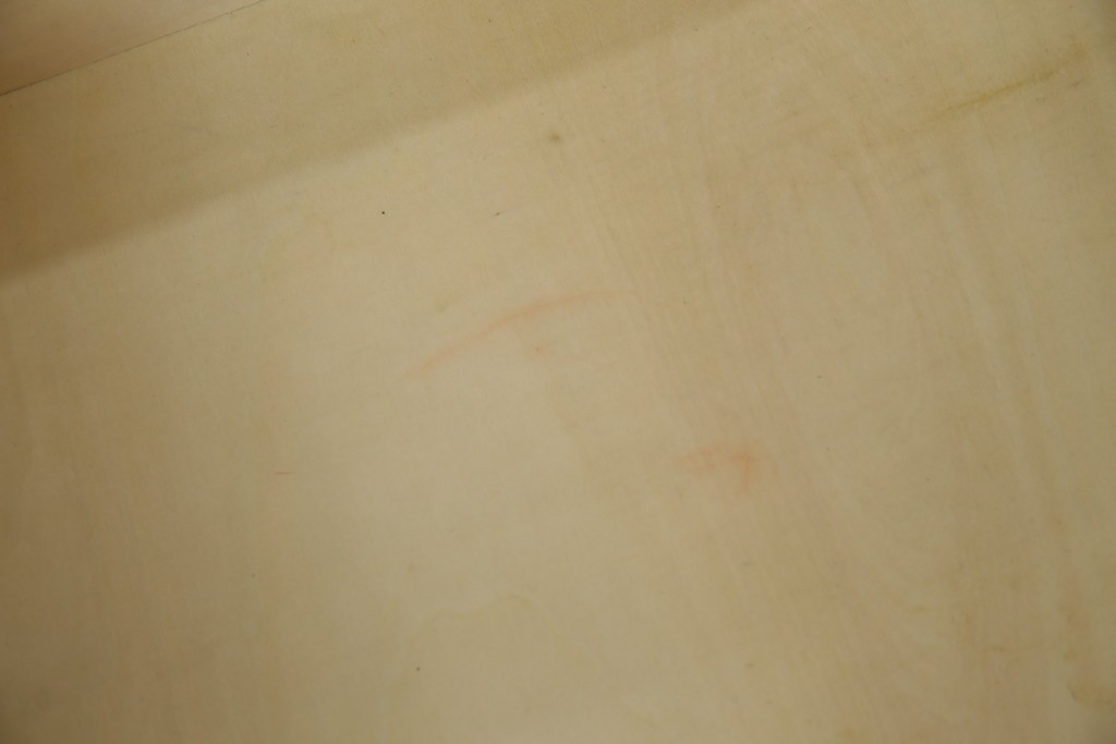 中古　美品　カリモク家具(karimoku)　domani(ドマーニ)　Morganton(モーガントン)　落ち着きのあるブラウンにゴールドの取っ手が映えるチェスト　定価約30万円相当　(R-084397)