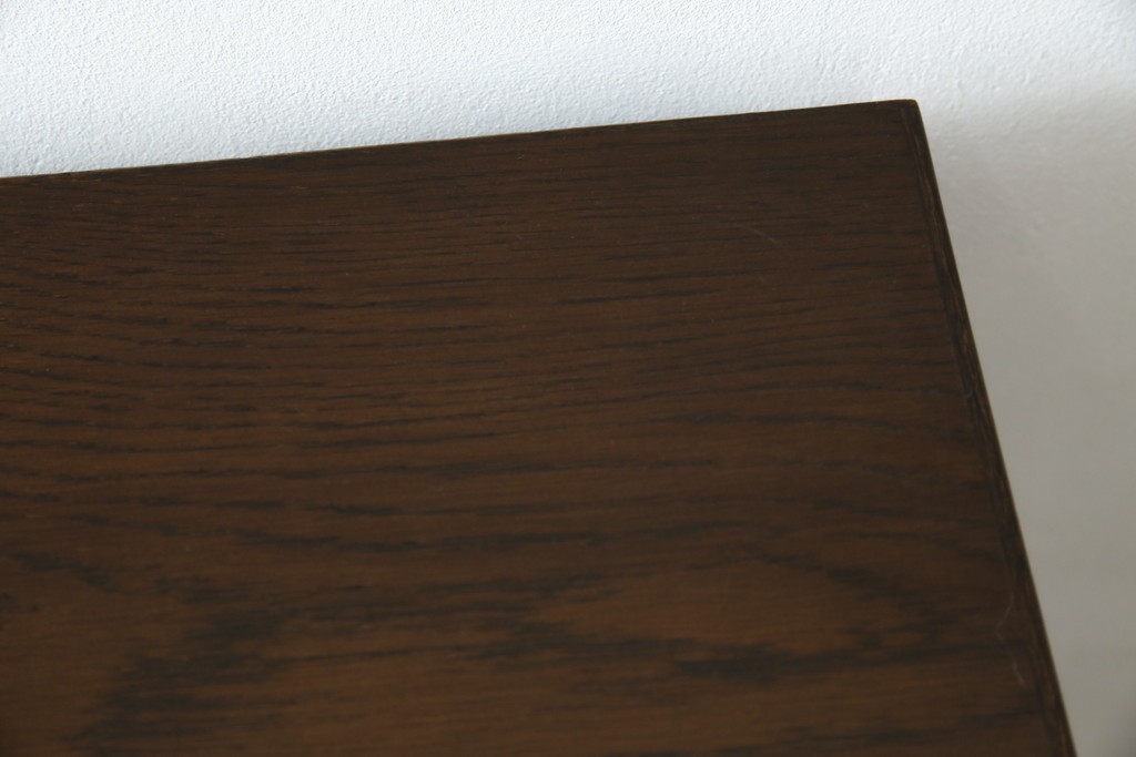 中古　美品　カリモク家具(karimoku)　domani(ドマーニ)　Morganton(モーガントン)　落ち着きのあるブラウンにゴールドの取っ手が映えるチェスト　定価約30万円相当　(R-084397)