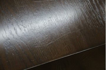 中古　美品　カリモク家具(karimoku)　domani(ドマーニ)　Morganton(モーガントン)　落ち着きのあるブラウンにゴールドの取っ手が映えるチェスト　定価約30万円相当　(R-084397)