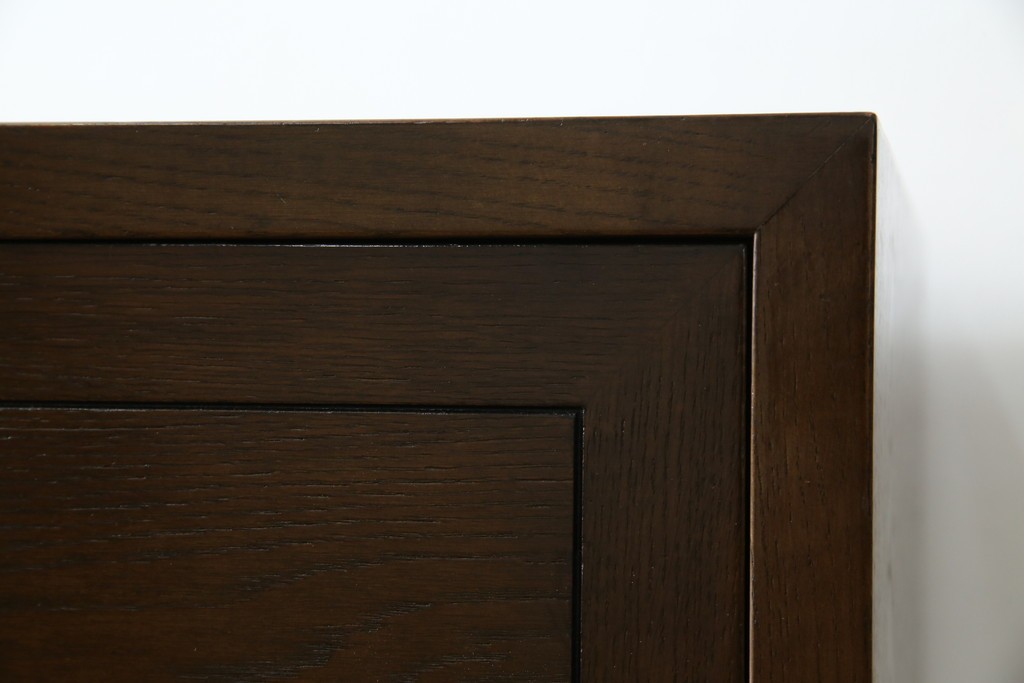 中古　美品　カリモク家具(karimoku)　domani(ドマーニ)　Morganton(モーガントン)　落ち着きのあるブラウンにゴールドの取っ手が映えるチェスト　定価約30万円相当　(R-084397)