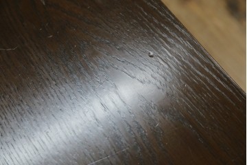 中古　美品　カリモク家具(karimoku)　domani(ドマーニ)　Morganton(モーガントン)　落ち着きのあるブラウンにゴールドの取っ手が映えるチェスト　定価約30万円相当　(R-084397)