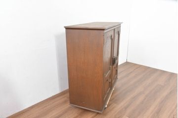 和製ビンテージ　美品　永田良介商店　脚(台輪)付きリメイク　クラシカルモダンなデザインがお洒落な衣装タンス(着物箪笥、洋服タンス、引き出し、チェスト、衣装盆、ヴィンテージ)(R-084403)