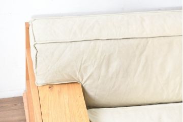 中古　美品　広松木工　コルニーチェ(CORNICE)　ブロックワンアーム　ドロワータイプ　木の温もりと収納力を備えた機能美あふれる2.5人掛けソファ(2P、2.5P、3P、2人掛け、3人掛け、小物収納)(定価約83万円)(R-084406)