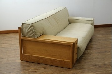 中古　広松木工　コルニーチェ(CORNICE)　ブロックワンアーム　ドロワータイプ　木の温もりと収納力を備えた機能美あふれる2.5人掛けソファ　定価約83万円相当　(R-084406)