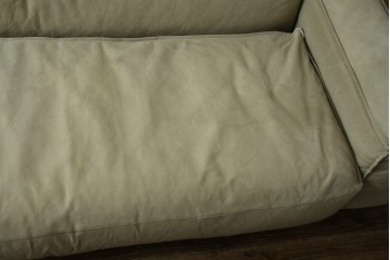 中古　広松木工　コルニーチェ(CORNICE)　ブロックワンアーム　ドロワータイプ　木の温もりと収納力を備えた機能美あふれる2.5人掛けソファ　定価約83万円相当　(R-084406)