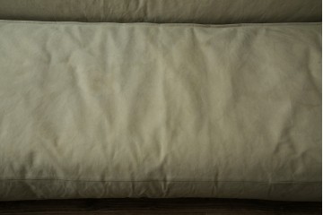 中古　広松木工　コルニーチェ(CORNICE)　ブロックワンアーム　ドロワータイプ　木の温もりと収納力を備えた機能美あふれる2.5人掛けソファ　定価約83万円相当　(R-084406)