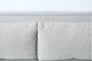 中古　超美品!!　展示品　HUKLA(フクラ)　REGATO(レガト)　シンプルですっきりとした佇まいの2.5Pソファ(二人掛け、2人掛け、ラブソファ、アームソファ)(定価約36万円)(R-084407)