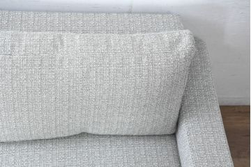 中古　超美品!!　展示品　HUKLA(フクラ)　REGATO(レガト)　シンプルですっきりとした佇まいの2.5Pソファ(二人掛け、2人掛け、ラブソファ、アームソファ)(定価約36万円)(R-084407)