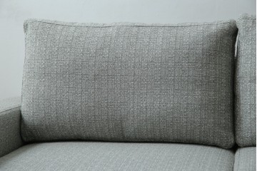 中古　超美品!!　展示品　HUKLA(フクラ)　REGATO(レガト)　シンプルですっきりとした佇まいの2.5Pソファ　定価約36万円相当　(R-084407)