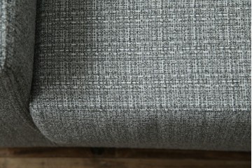 中古　超美品!!　展示品　HUKLA(フクラ)　REGATO(レガト)　シンプルですっきりとした佇まいの2.5Pソファ　定価約36万円相当　(R-084407)