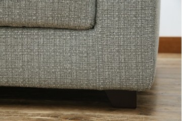 中古　超美品!!　展示品　HUKLA(フクラ)　REGATO(レガト)　シンプルですっきりとした佇まいの2.5Pソファ　定価約36万円相当　(R-084407)