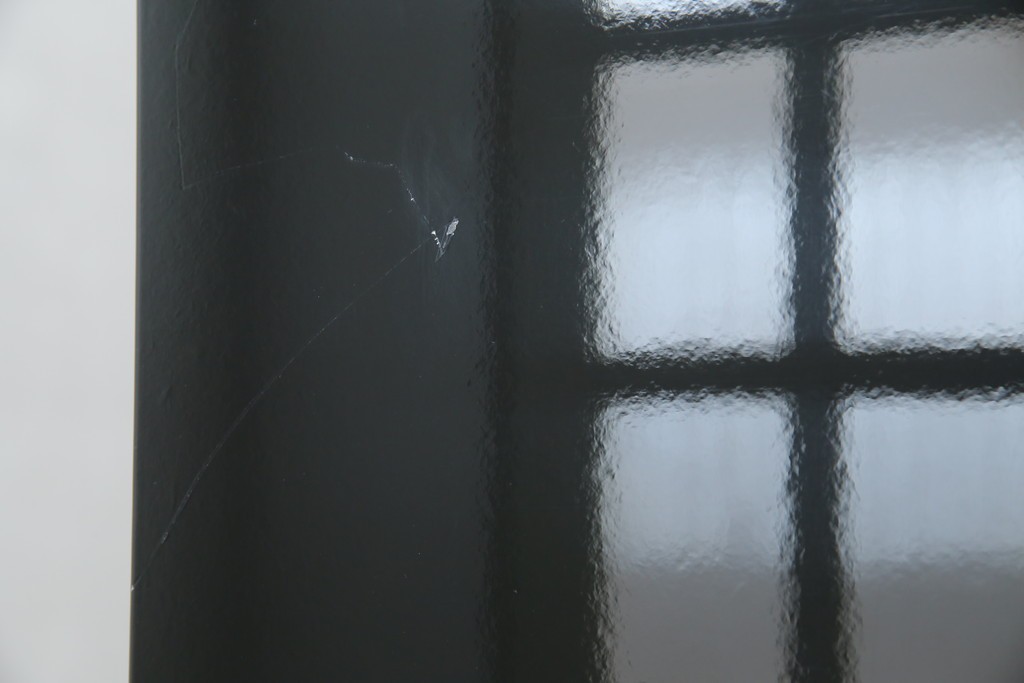 中古　美品　イタリア製　i4MARIANI(クアトロ・マリアーニ)　本革(レザー)　機能的でスタイリッシュなサイドボード　定価約200万円　(R-084408)