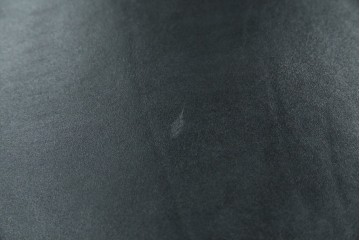 中古　美品　イタリア製　i4MARIANI(クアトロ・マリアーニ)　本革(レザー)　機能的でスタイリッシュなサイドボード　定価約200万円　(R-084408)