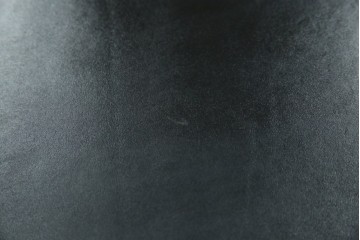 中古　美品　イタリア製　i4MARIANI(クアトロ・マリアーニ)　本革(レザー)　機能的でスタイリッシュなサイドボード　定価約200万円　(R-084408)